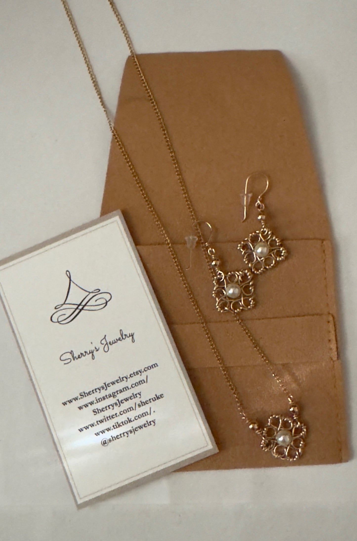 Golden Swarovski Pearl Jewelry set