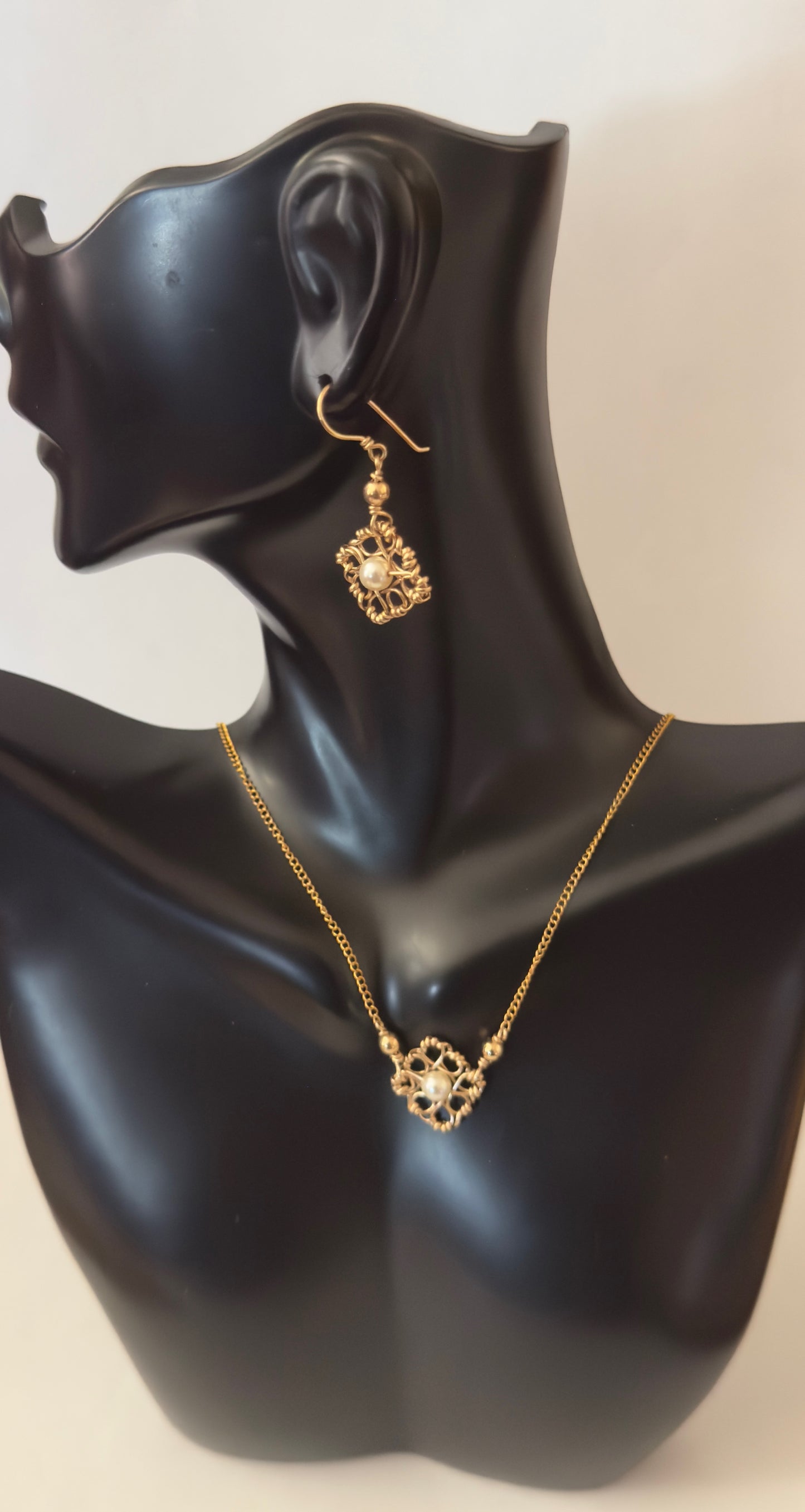 Golden Swarovski Pearl Jewelry set