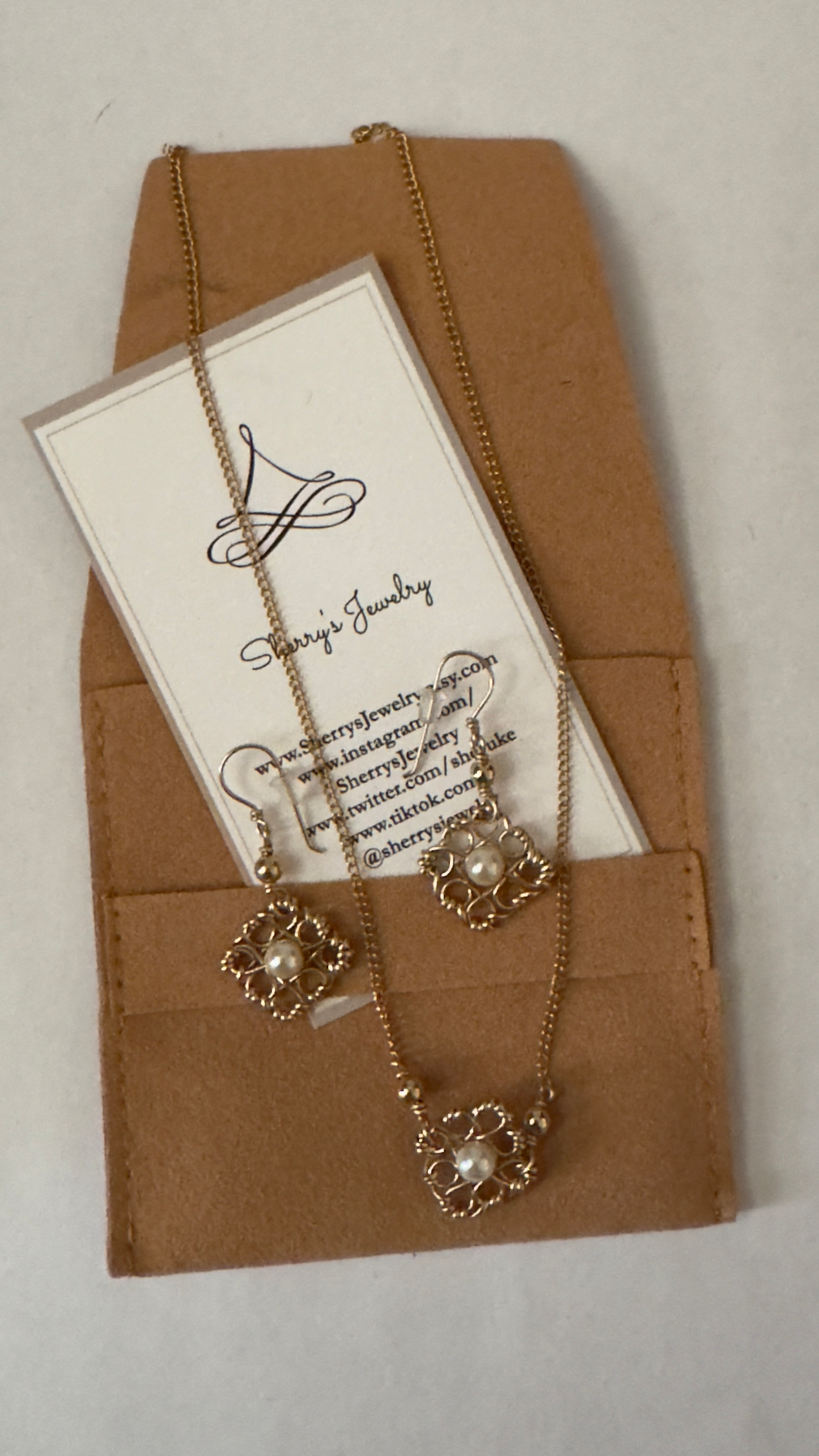 Golden Swarovski Pearl Jewelry set