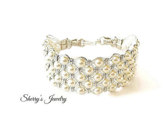 Silver Cream Pearl Bracelet