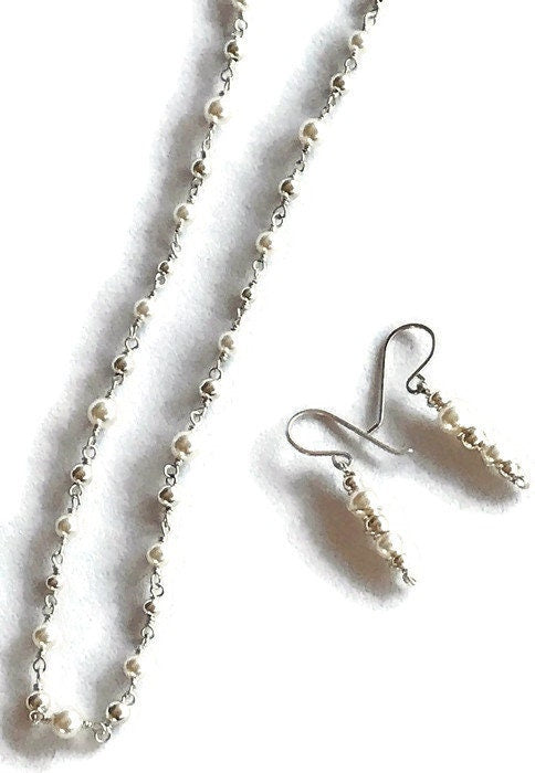 Silver Pearl Necklace Set