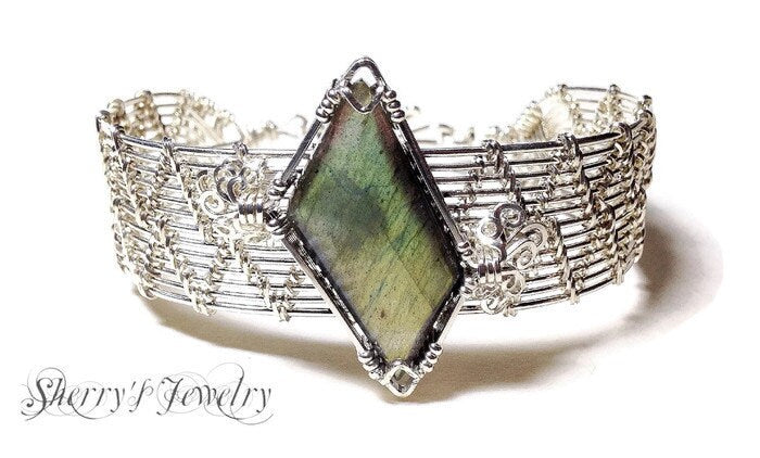 Silver Chevron Labradorite Bracelet